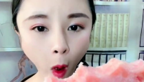 网红吃瓜美女是谁啊图片,她是谁？